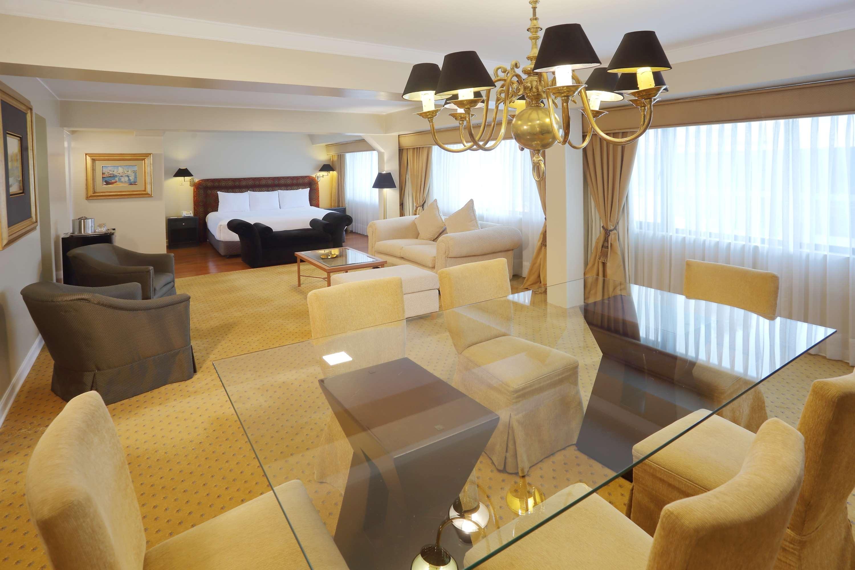 Radisson Hotel Plaza Del Bosque Lima Exterior photo