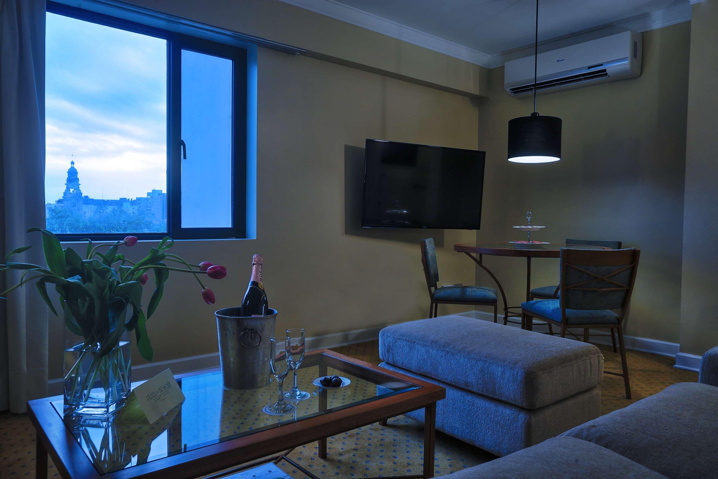 Radisson Hotel Plaza Del Bosque Lima Exterior photo